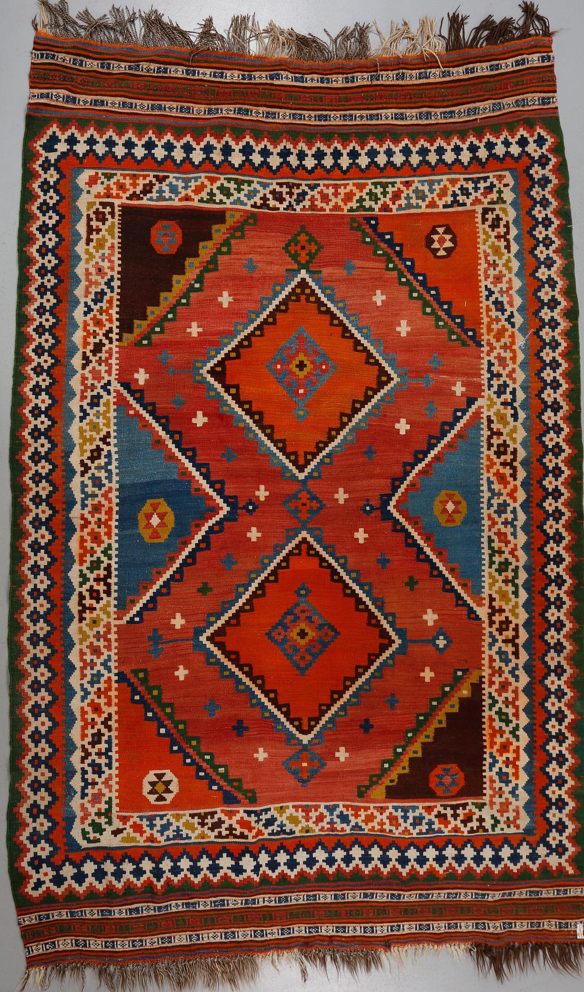 MATTA, Kelim, old, ca 230x155 cm.