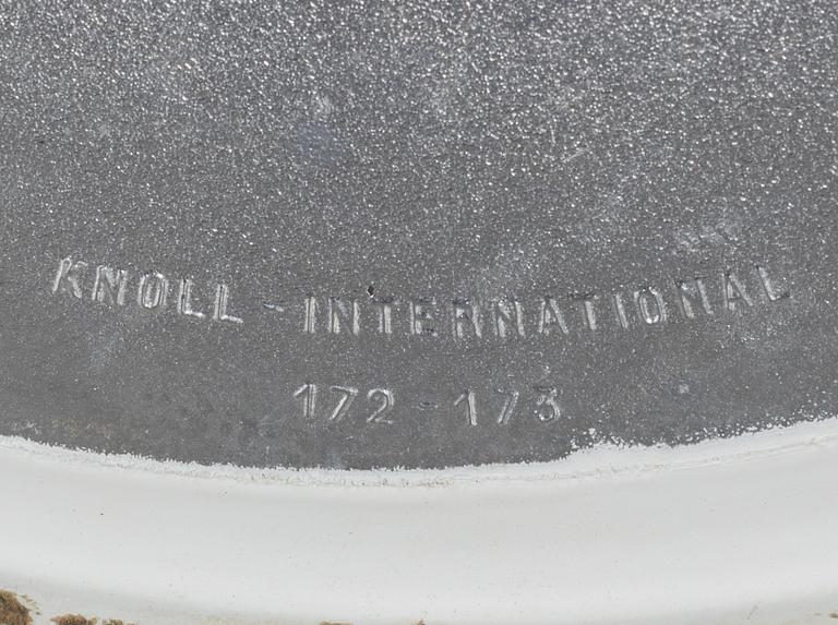 AN EERO SAARINEN "TULIP" TABLE BY KNOLL INTERNATIONAL.