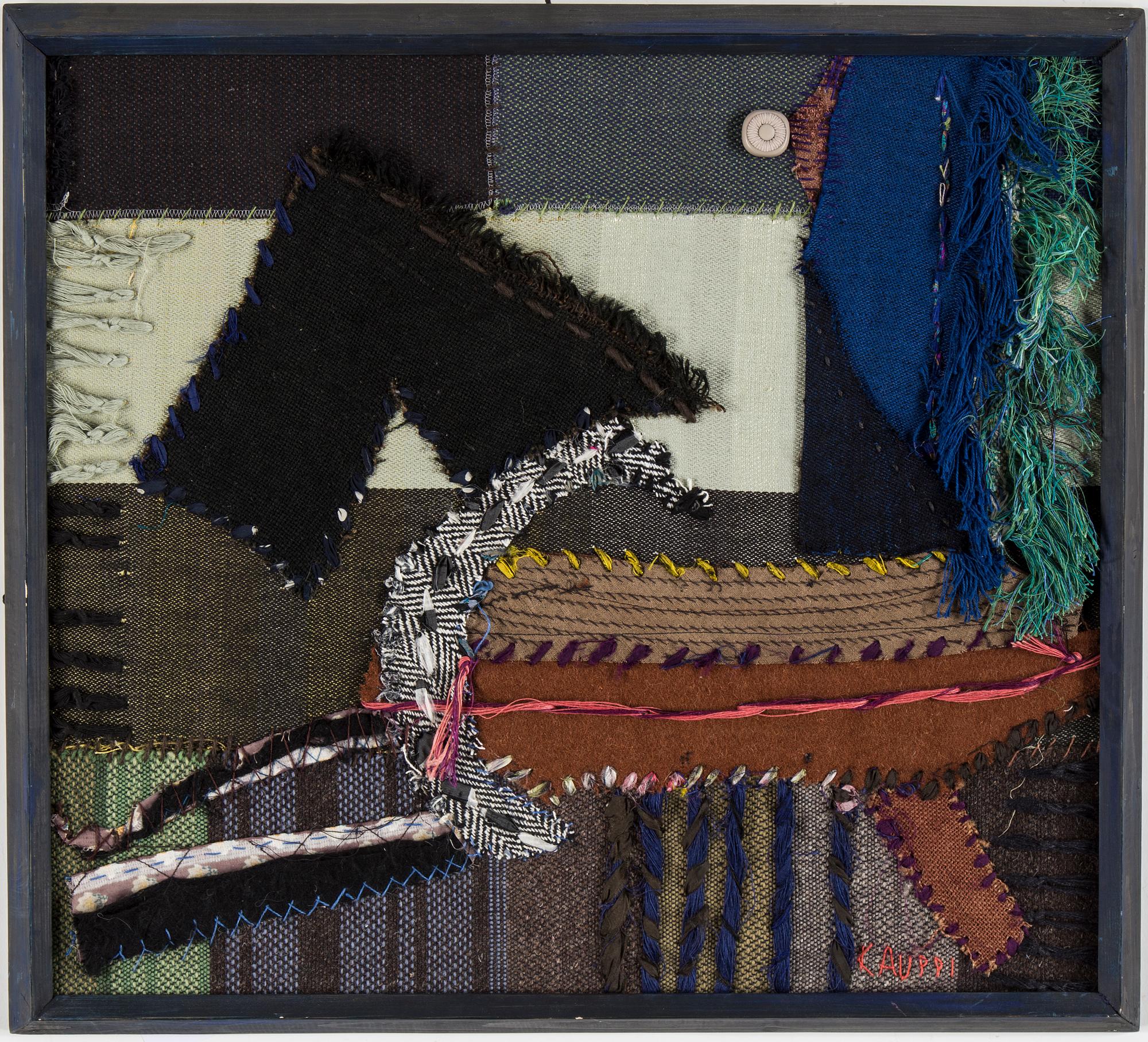 STEN KAUPPI, tyg aplikationer, signerad och daterad, 2001 a tergo.