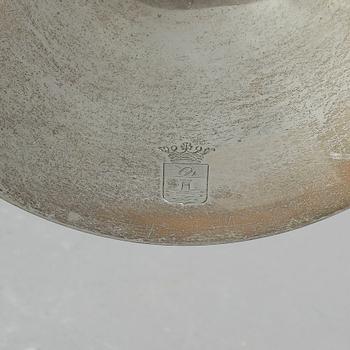 KAROTT, silver, Anders Gustaf Dufva, Stockholm 1915. Vikt ca 586 gram.