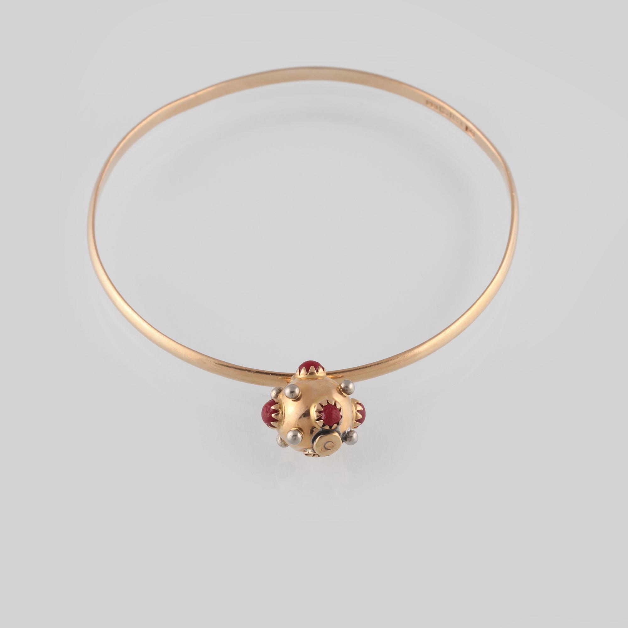 ARMRING, 18K guld, Gerhard Holmen, Göteborg, 1960. Vikt 13,9 gram.