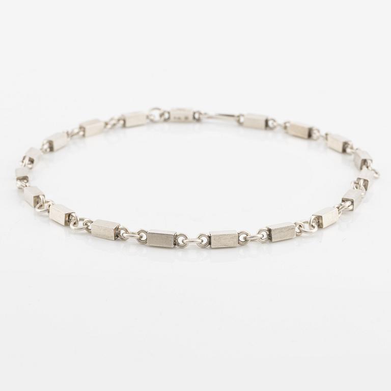 Wiwen Nilsson, bracelet and necklace, bar links, silver, Lund 1949 and 1953.