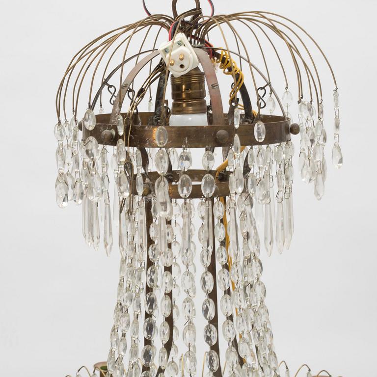 Ljuskrona, sengustaviansk, omkring 1800.