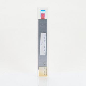 Swatch, Pink Podium, wristwatch, 25 mm.