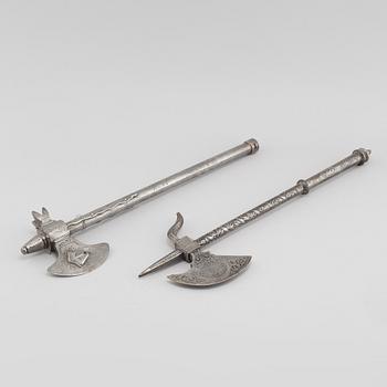 Two decorative axes, late 19th/early 20th century.