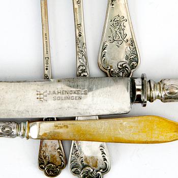 Koch & Bergfeld i Bremen a 131 pcs 800/1000 silver cutlery,  around year 1900.