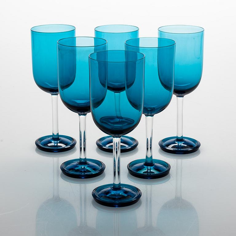 Nanny Still, An 8-piece 'Harlekiini' glassware set for Riihimäen Lasi. Designed in 1958.