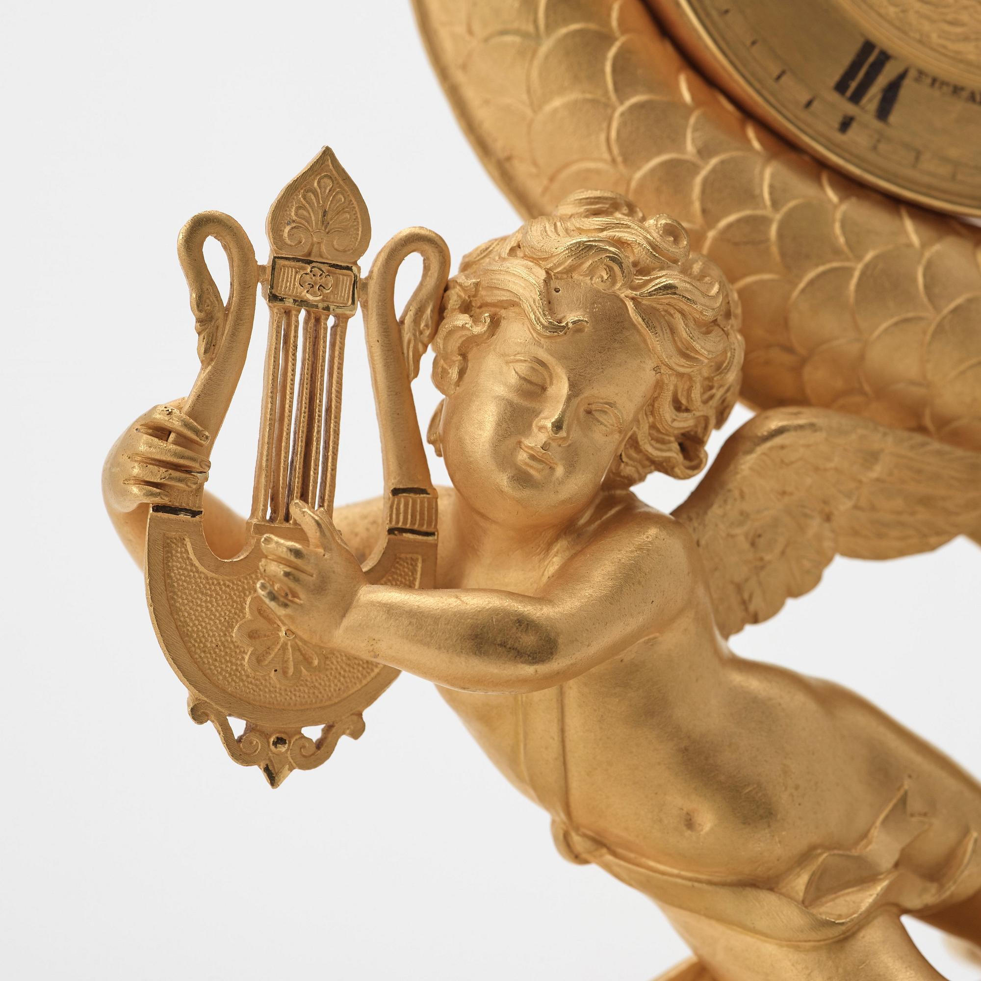 BORDSPENDYL. Frankrike, 1800-talets början. Empire. Pickard a Paris.