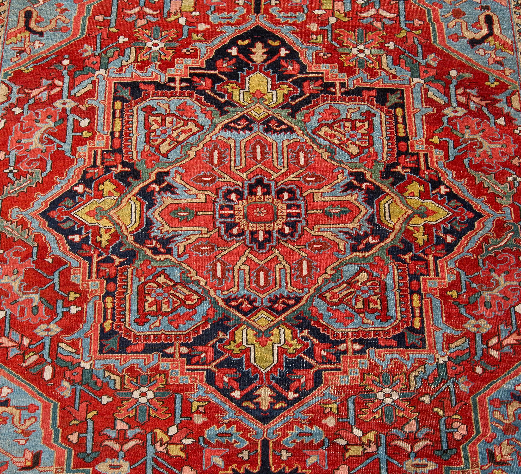 MATTA, semiantik Heris, ca 362-373 x 267-274 cm.