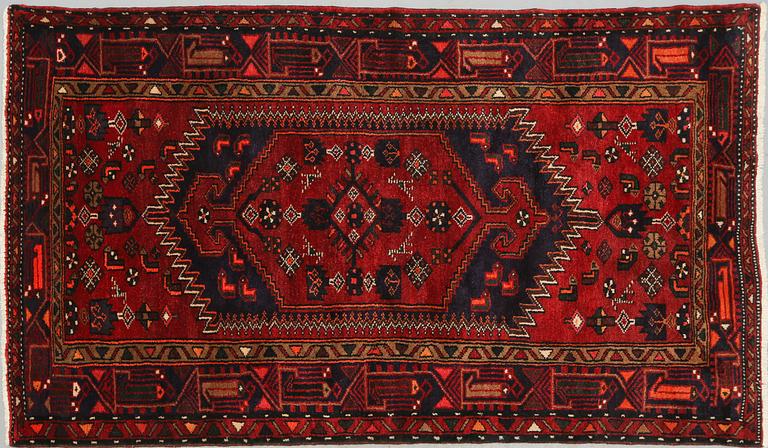 MATTA, orientalisk, modern tillverkning, 215 x 130 cm.