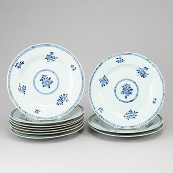 A group of 10 blue and white plates, Qing dynasty, Qianlong (1736-95).