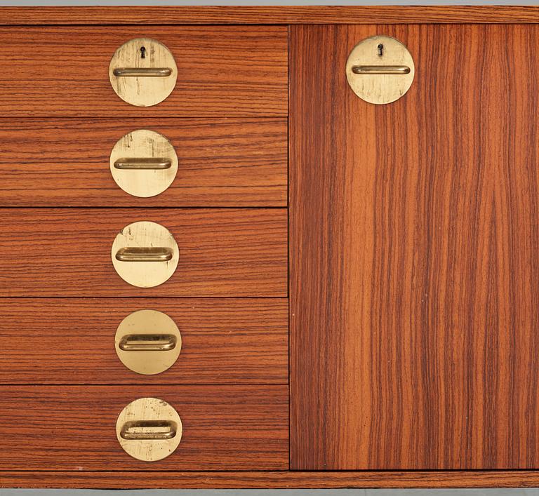 Erik Herløw, a sideboard, "Triva modul serie", Nordiska Kompaniet, 1960's.