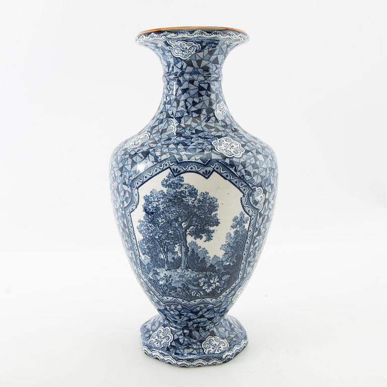 Vases/Urn 5 pcs Rörstrand/Villeroy Boch etc. early 20th century porcelain.