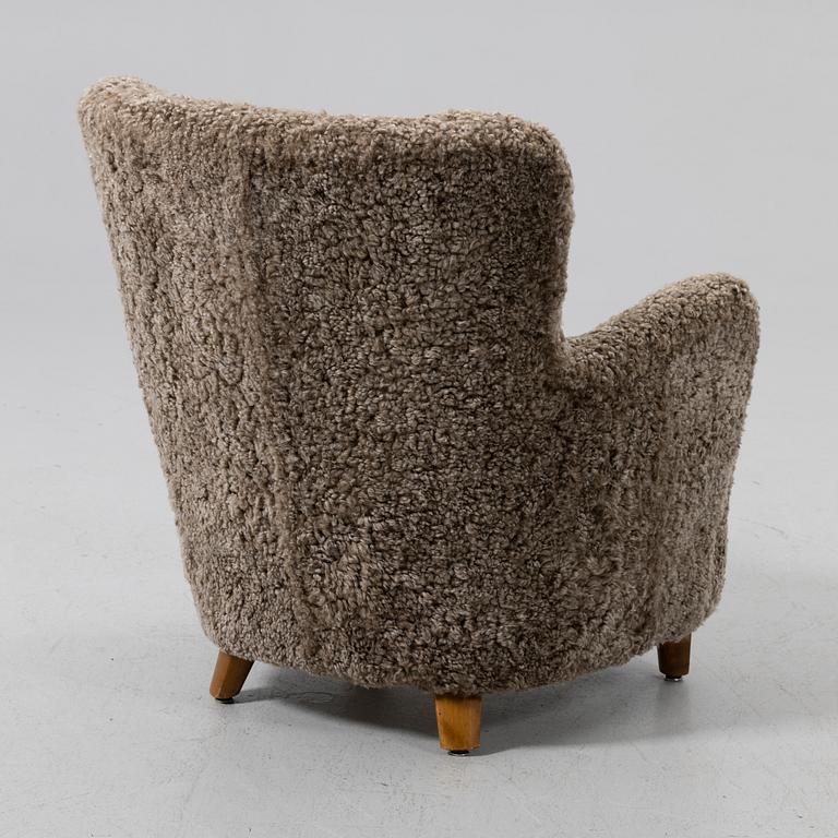 Armchair, Scandinavian Modern, 1940s.