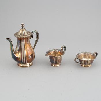 A silver coffee set and a tray, maker's mark Carl Hoff, Helsingborg, Sweden 1934 and 1933,