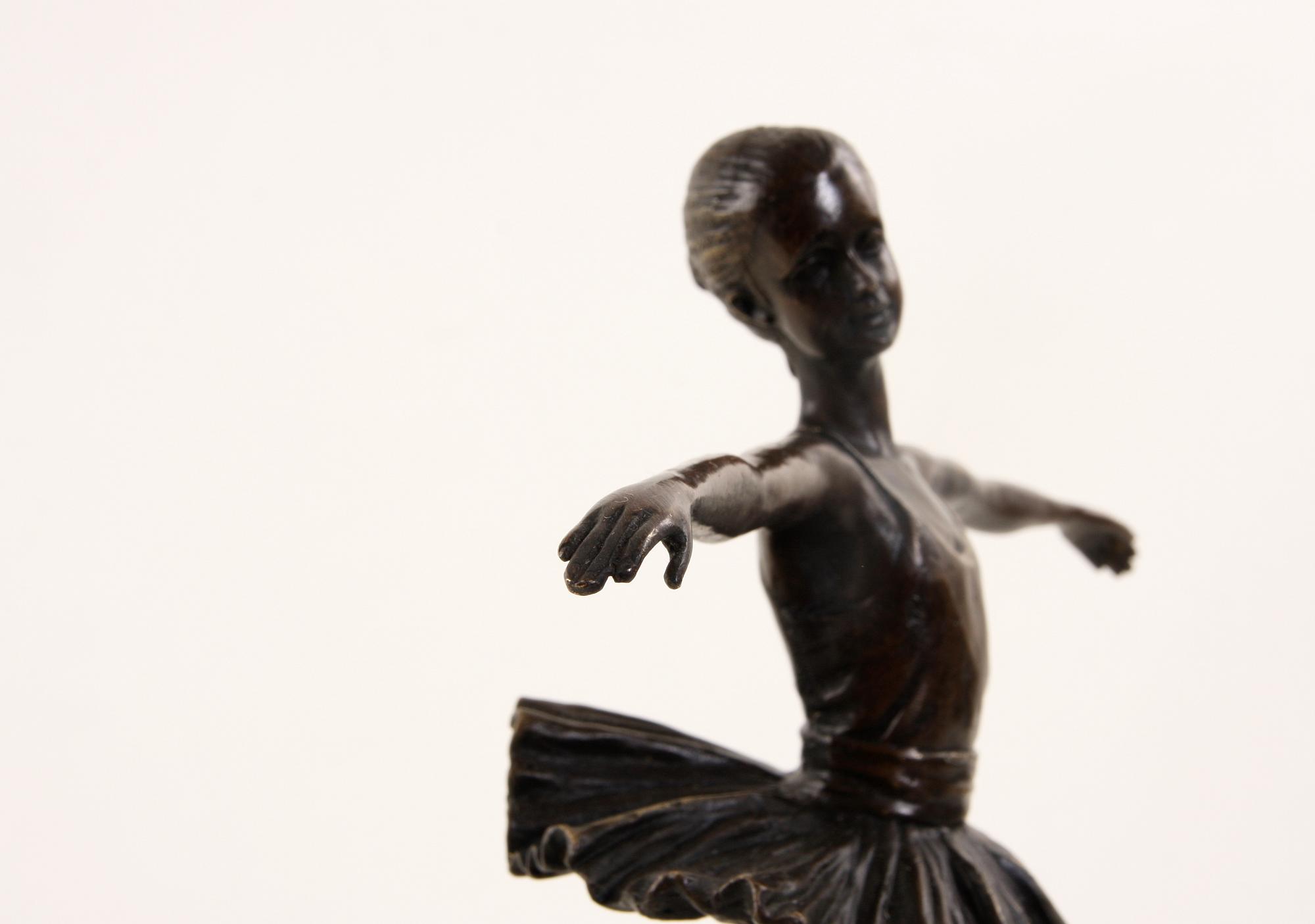 OKÄND KONSTNÄR, skulptur, patinerad brons, 1900/2000-tal.