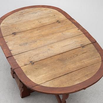 A swedish baroque gateleg table, first part 18th century.