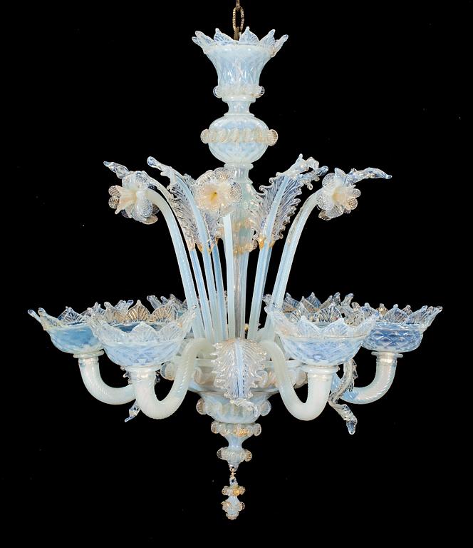 LJUSKRONA, glas. Venetiansk stil, Murano.