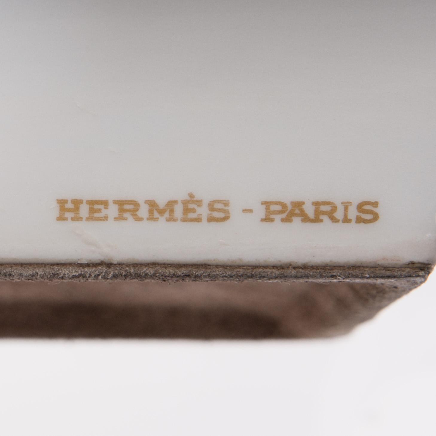 TUHKAKUPPI, Hermès.