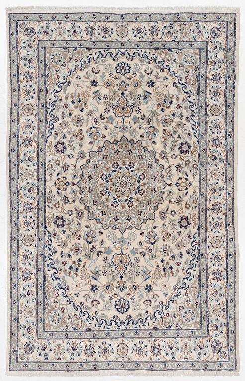 Carpet, Nain, approx. 310 x 200 cm.