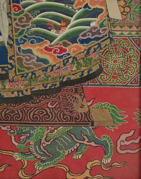 A painting of a high ranking noble woman, Qing dynasty, 19th century. Anonymous artist.