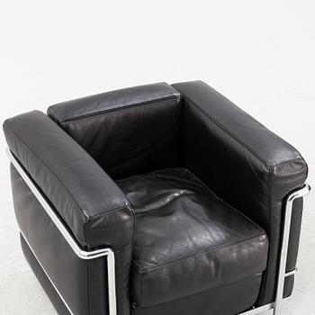 Le Corbusier, Pierre Jeanneret & Charlotte Perriand, fåtölj, "LC2", Cassina. Svart skinn.