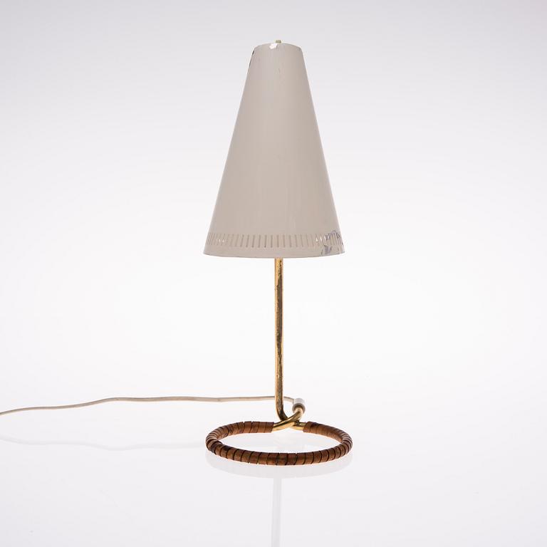 BORDSLAMPA, K11-15, Mauri Almari, Idman 1900-talets mitt.