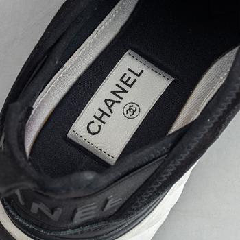 Chanel, sneakers, size 39.