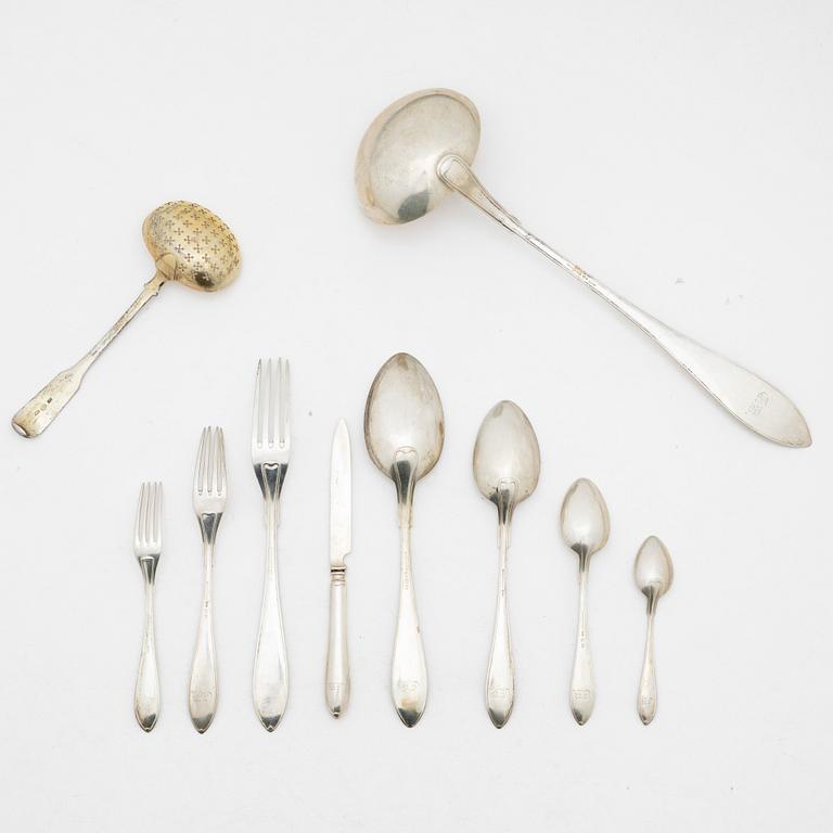 A 110 piece silver cutlery service, "Svensk spets", mostly CG Hallberg, first half of the 20th Century.