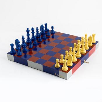 Evelina Kroon, a "Bloody Queen" chess set, Sweden 2023.