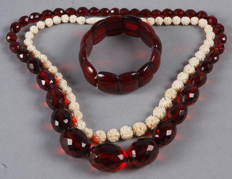 SMYCKEN, 3 st, 1900-talets första hälft.