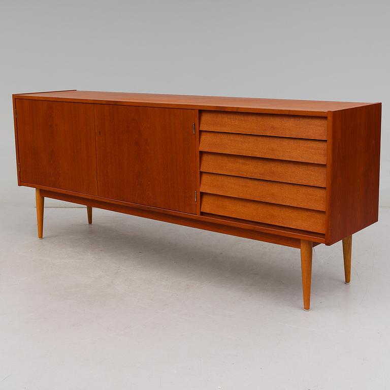 SIDEBOARD, 1900-talets andra hälft.