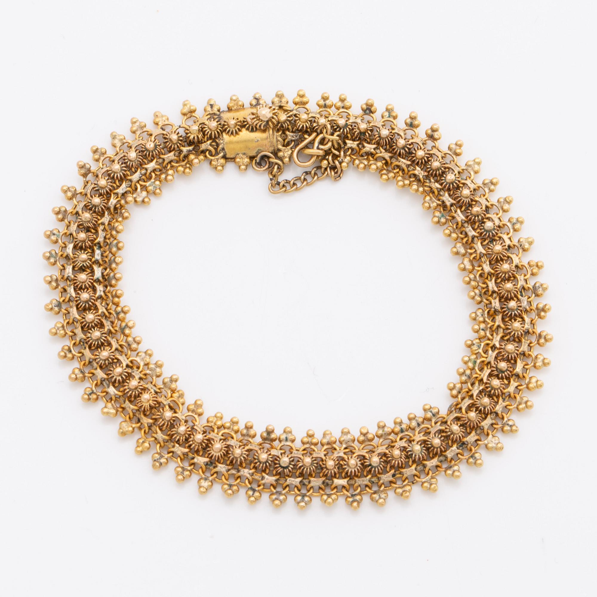 BRACELET 14K gold, 16,8 g, approx 19 x 1 cm.