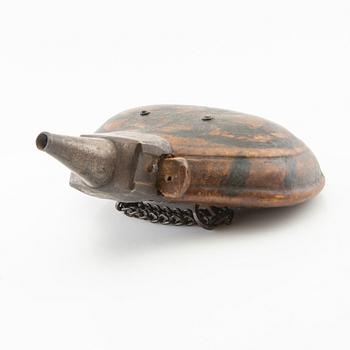 Powder flask, probably Persian, Safavid, 18th/19th century.