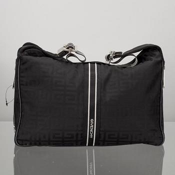 VÄSKA, Givenchy.