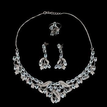 GARNITYR, 3 delar, sterlingsilver med fasettslipade stenar, sekelskifte 1900/2000-tal. Vikt 63 g.