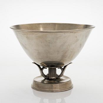 Paavo Tynell, a 1930s bowl '52' for Taito.