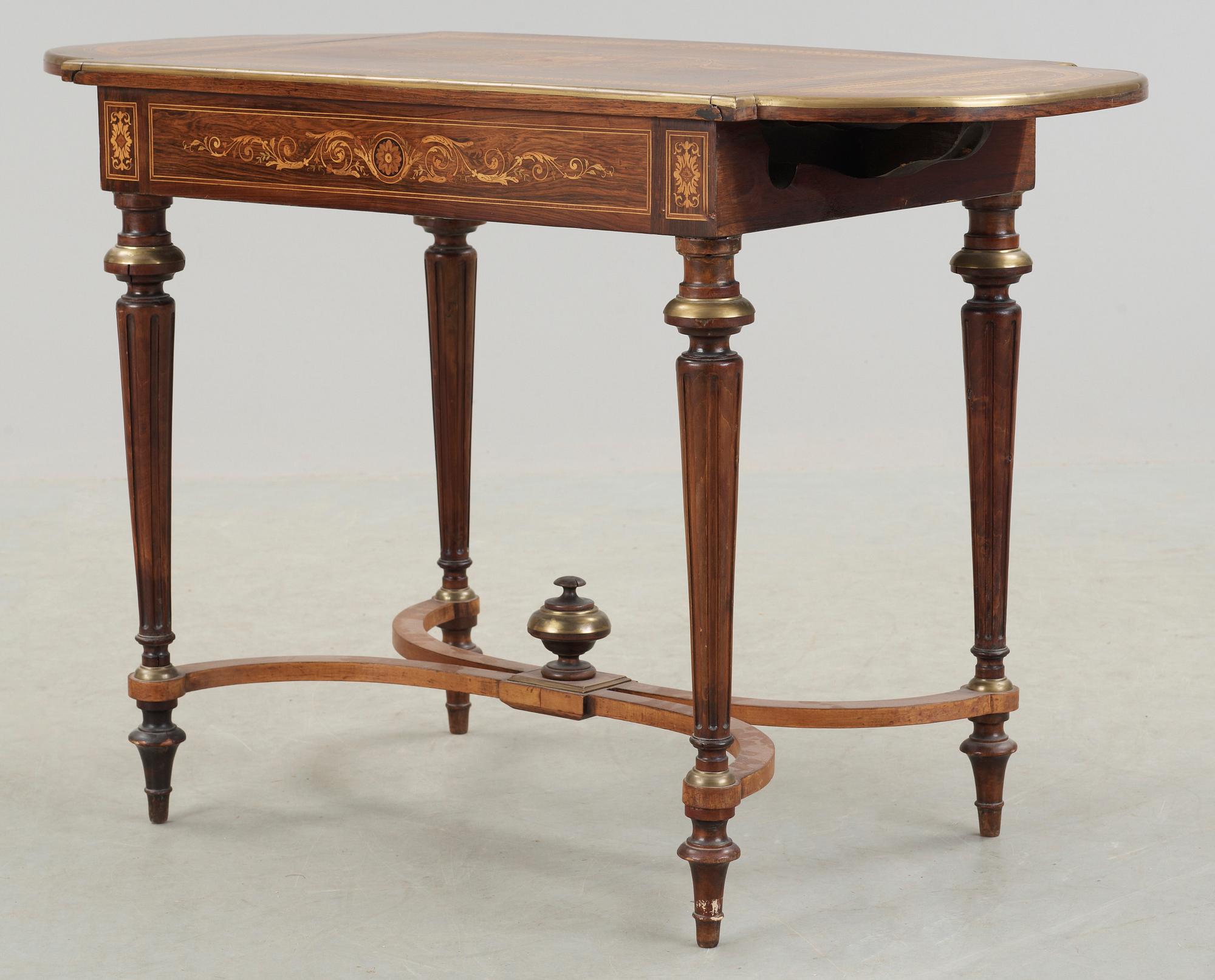 KLAFFBORD, Louis XVI-stil, 1800-talets slut.