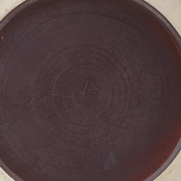 A Kyllikki Salmenhaara stoneware dish, Arabia, Finland.