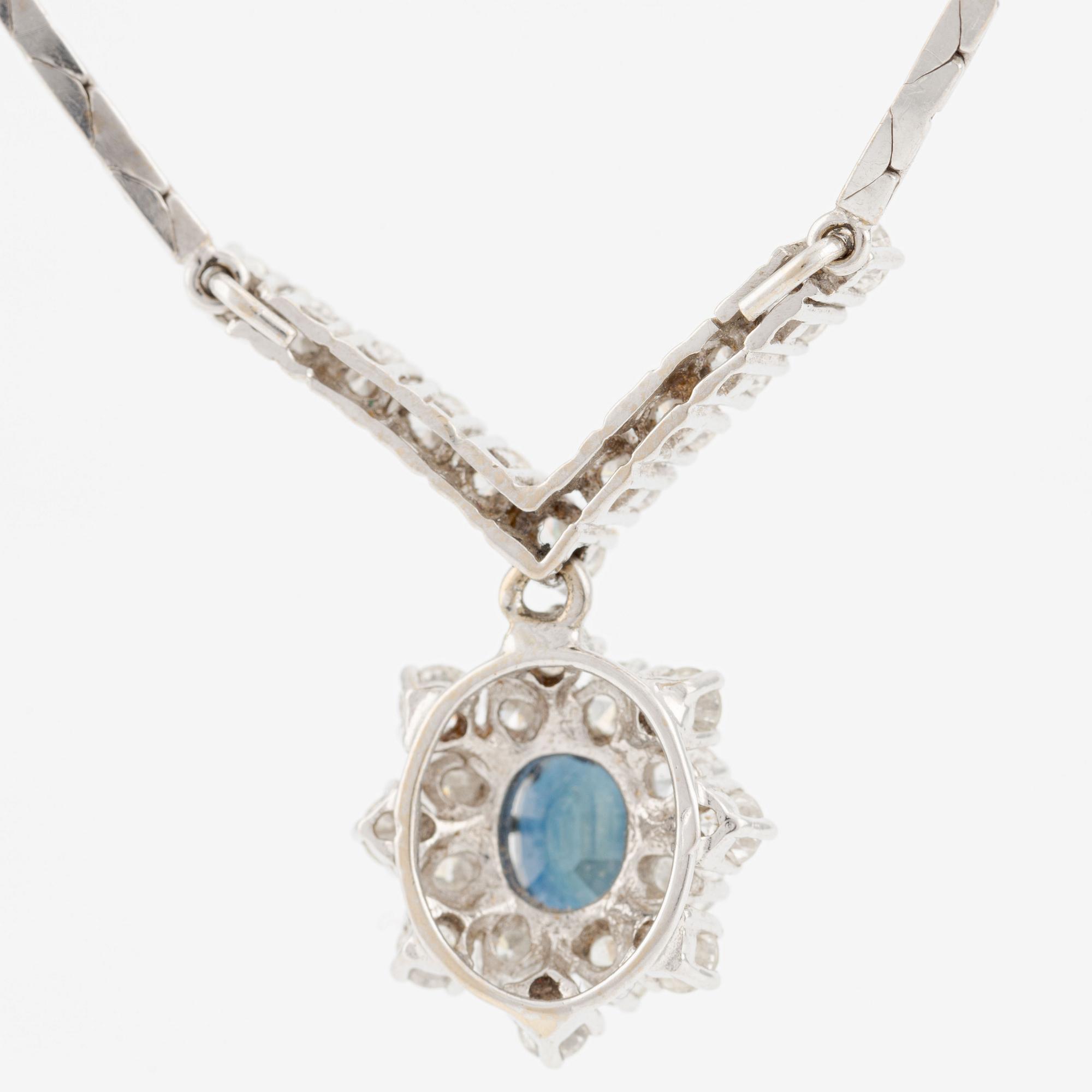 Necklace, 18K white gold with sapphire and brilliant-cut diamonds.