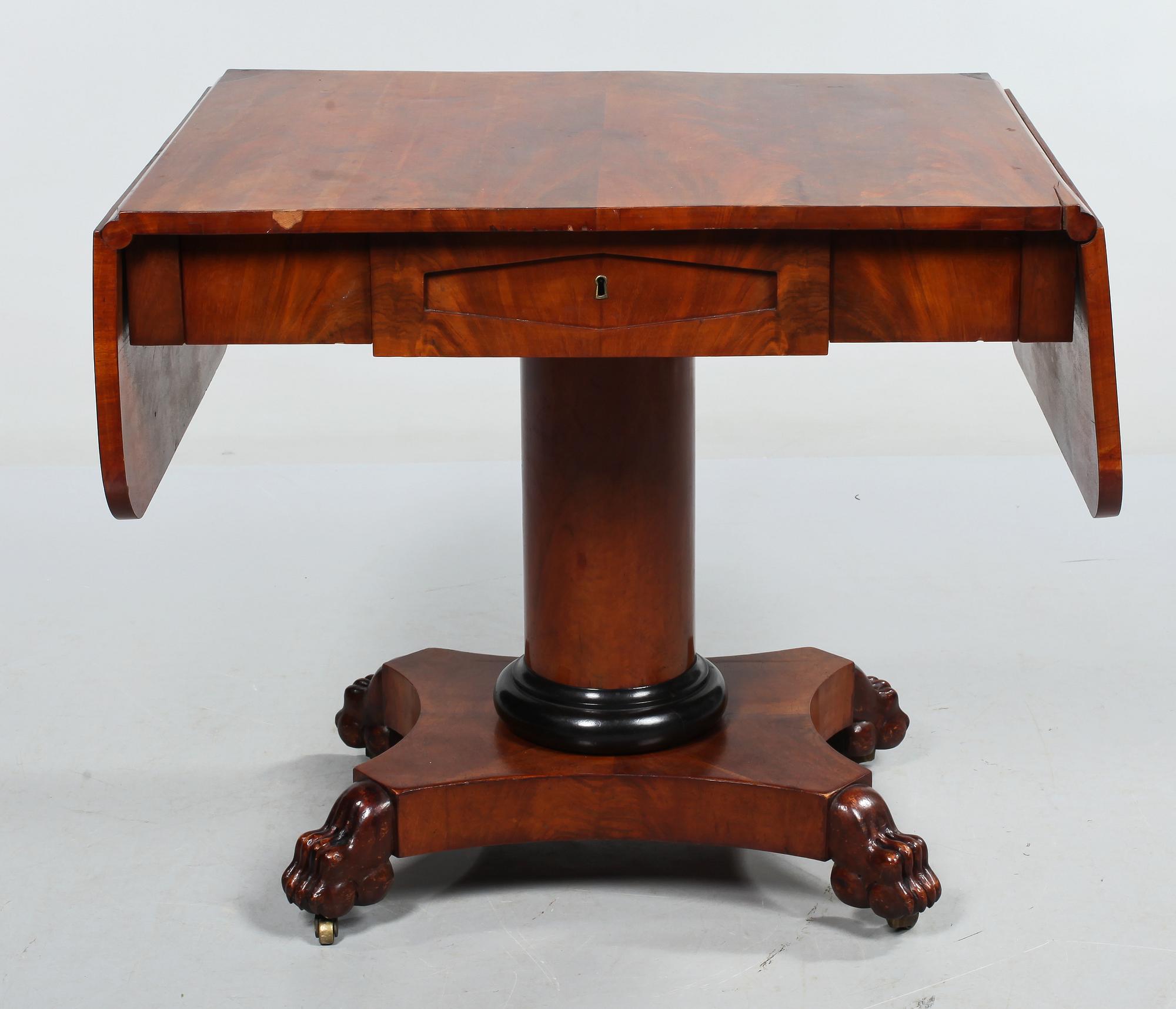 KLAFFBORD, Karl Johan, 1800-talets första hälft.