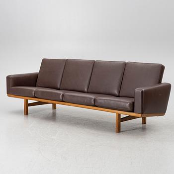 Hans J. Wegner, soffa "GE236" för Getama, Gedsted, Danmark 1900-talets senare del.