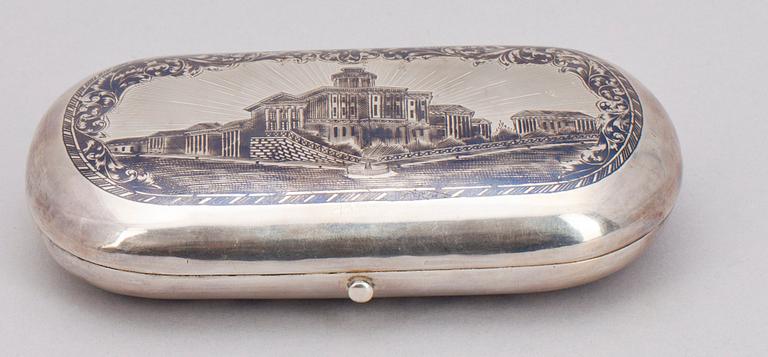 CIGARRETUI, silver, Moskva 1865. Vikt ca 160 gram.