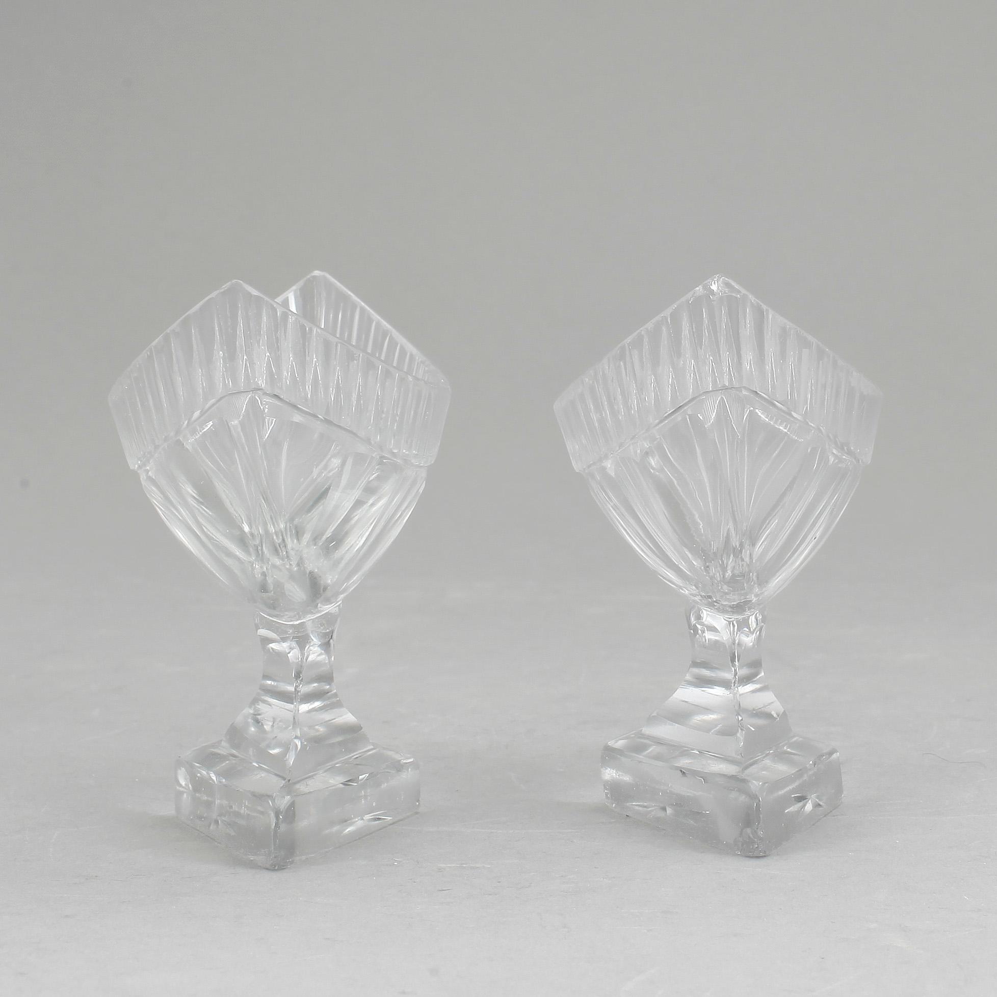 SALTKAR, ett par, glas, empire, 1800-talets första hälft.