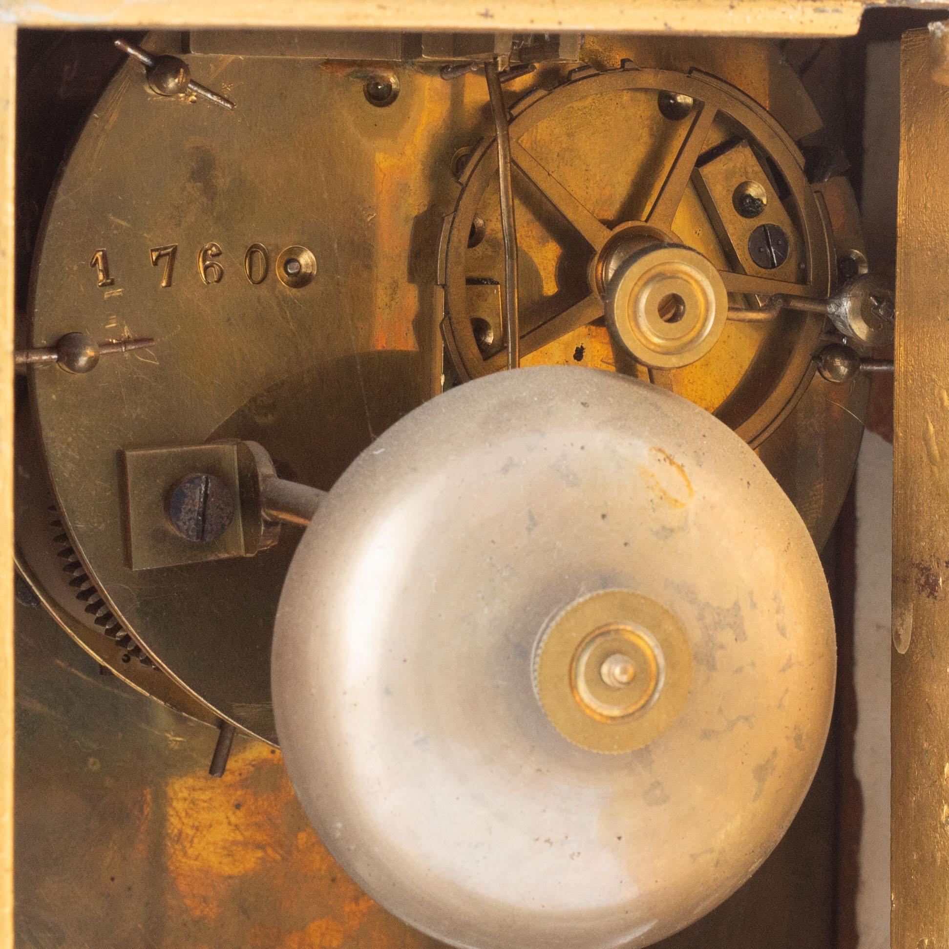 Bordsgarnityr, 3 delar, 1800-talets slut.