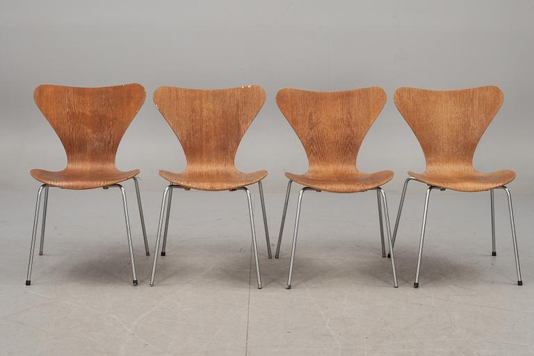 STOLAR, 4 st, "Sjuan", Arne Jacobsen för Fritz Hansen, Danmark.