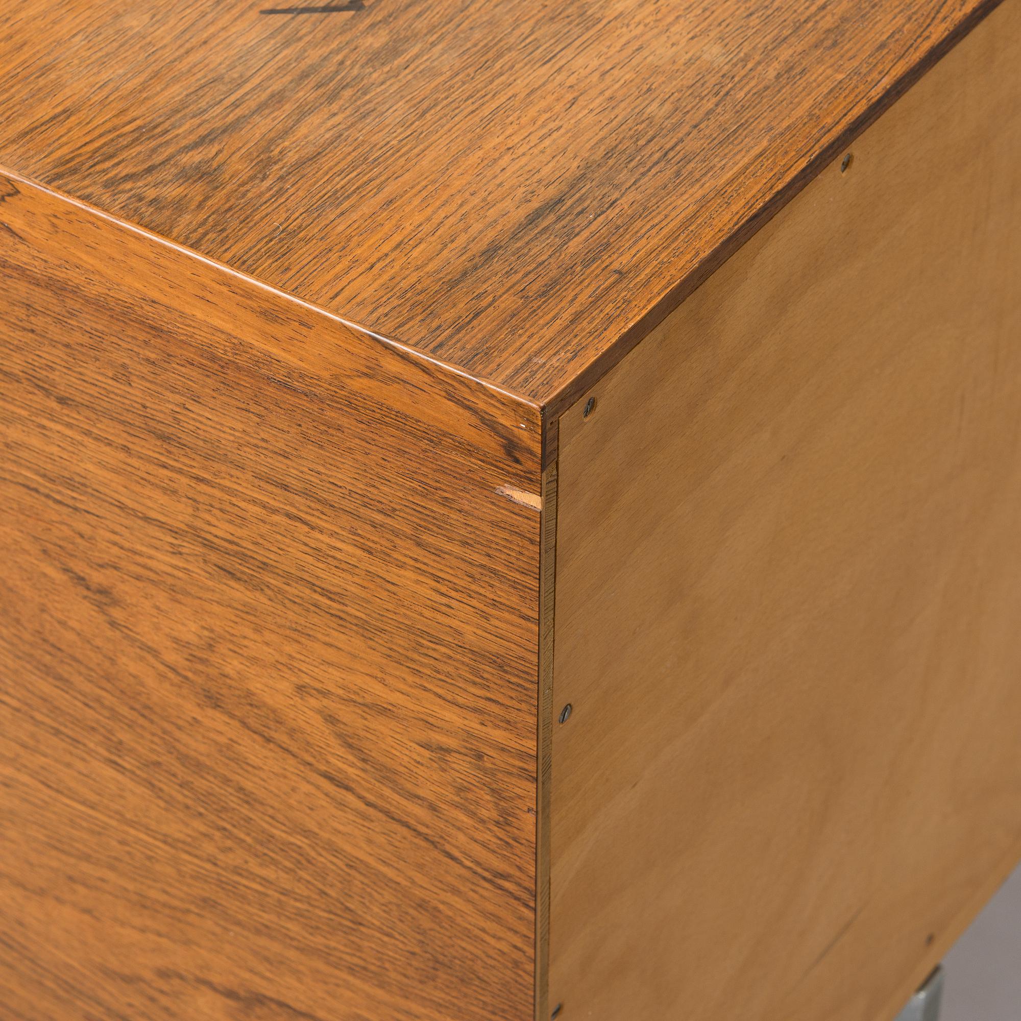 Hans J. Wegner, Senkki, "President", malli RY-25, Ry Møbler, Tanska 1960-luku.