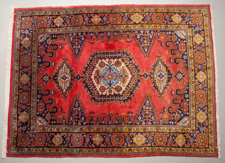 MATTO, Arak, Iran. Ca 210x155 cm.