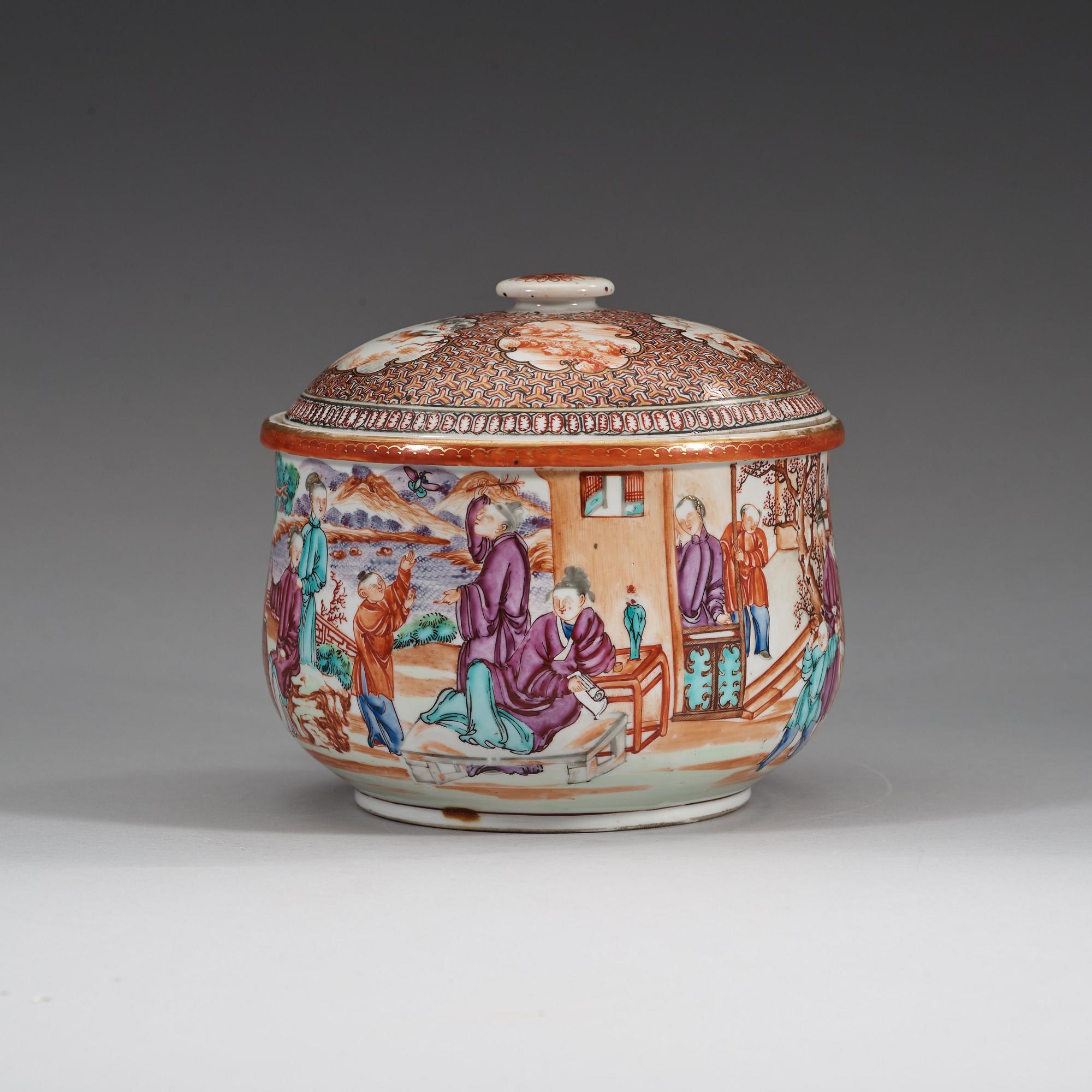 A famille rose chaimber pot with cover, Qing dynasty, Qianlong (1736-95).