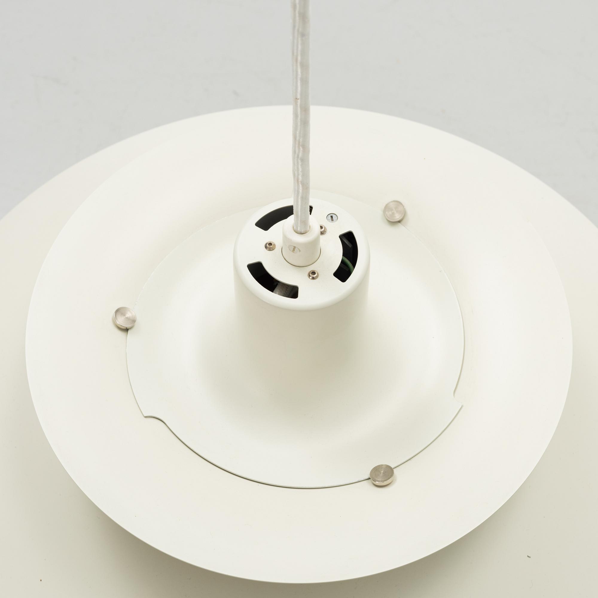 Poul Henningsen, taklampor, ett par, "PH-5", Louis Poulsen, Danmark.